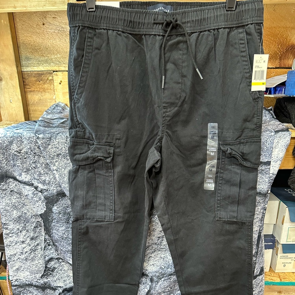 Aeropostale cargo Jogger Pants!